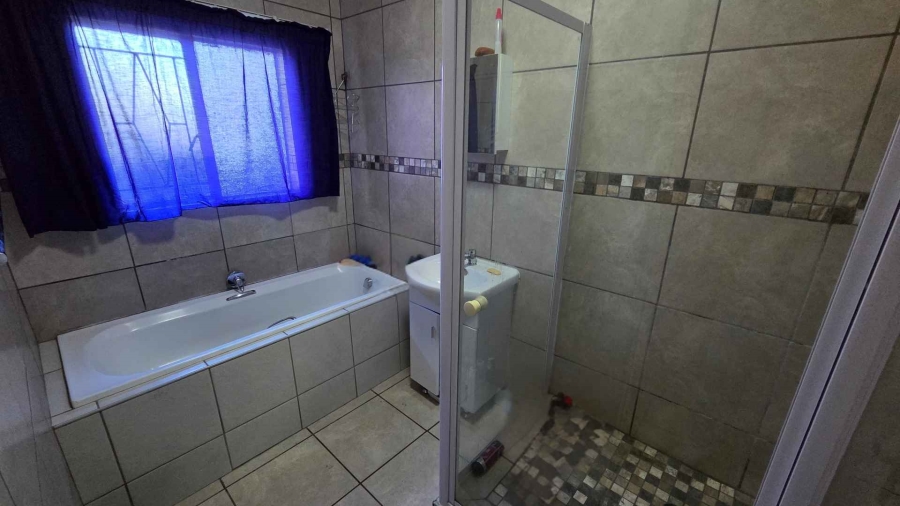 3 Bedroom Property for Sale in Hospitaalpark Free State